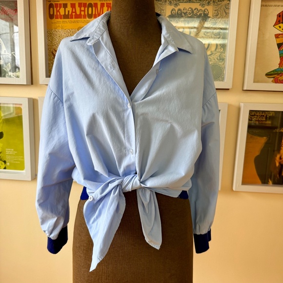 Retro look graphic button-up shirt with tie waist - Picture 2 of 7